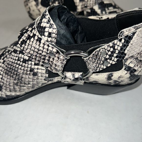 Rag & Bone Westin Harness Bootie Black/White Sz 9 (39 EU) MSRP $550- New In Box - Picture 10 of 10